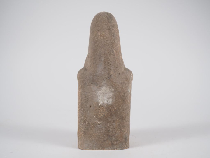 Henri Paul REY.  "Vierge à l'enfant" Sculpture en terre cuite Signée H