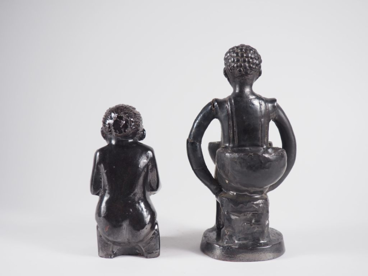 Henri Paul REY.  Saleron double en terre vernissée et émail noir figur