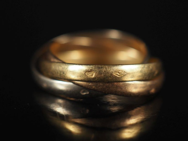 Triple alliance en or Poids : 3,60 g   