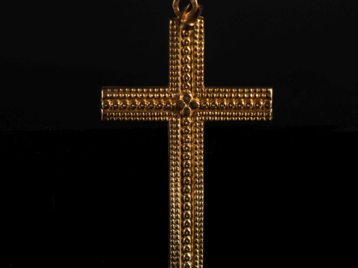 Croix en or 750 Poids : 1,29 g   