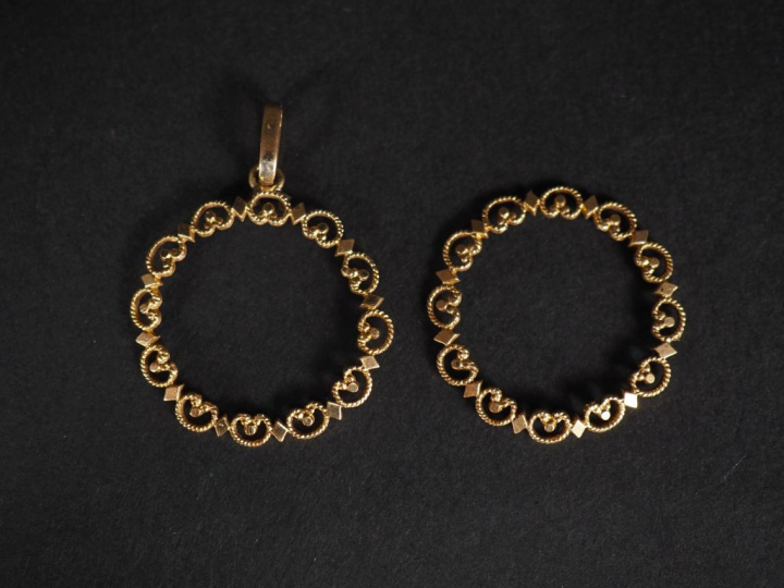 2 montures de médailles or 750 Poids : 2,50 g   