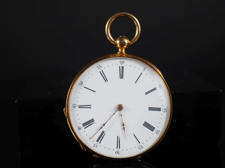 Petite montre de gousset en or.  Poids tel : 36,50 g   