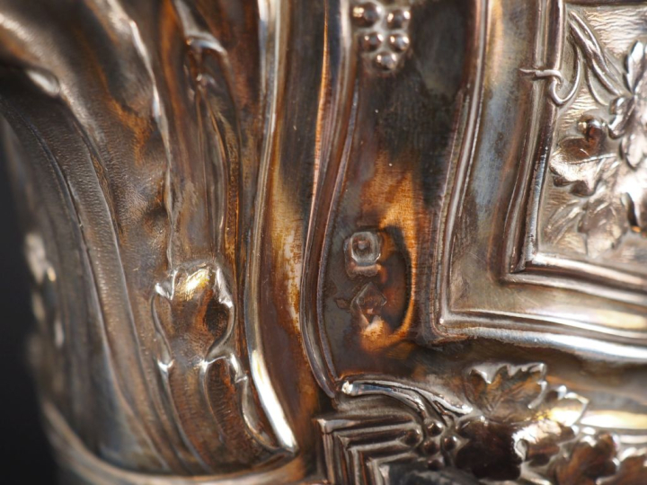 Carafe à jus de fruit en cristal taillé, monture, couvercle et anse en