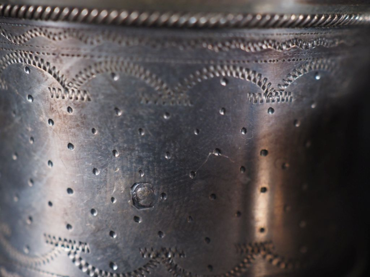 Rond de serviette en argent 925 de style Louis XVI à décor de motifs g