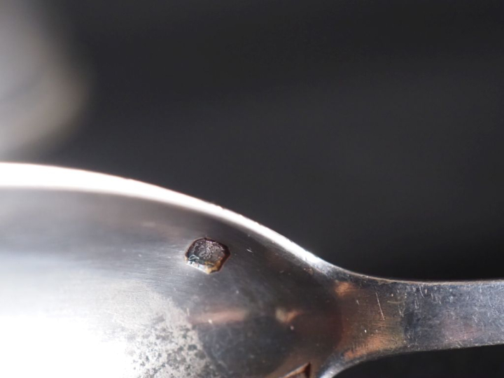 Rond de serviette en argent 925 de style Louis XVI à décor de motifs g