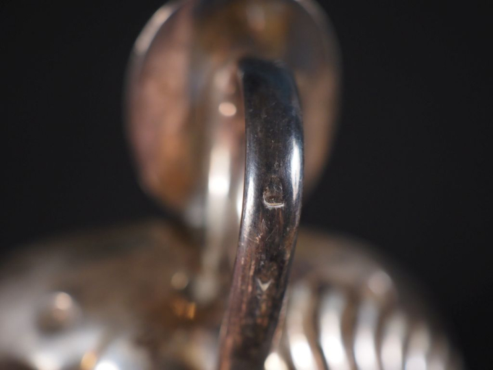 Taste vin en argent 925, à décor godronné Poinçon Minerve Poids : 115 