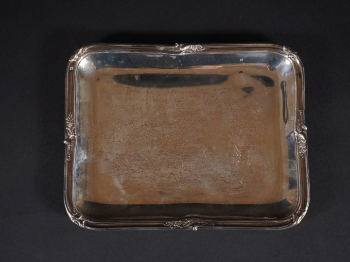 Présentoir à cartes en argent 925 de style Louis XV, à décor feuillagé