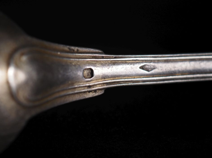 Cuillère à servir et petite cuillère en argent 925 modèle à filet. Poi