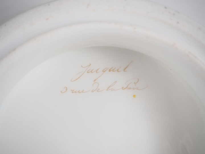 Service à dessert en porcelaine de Paris à décor de monogramme doré su