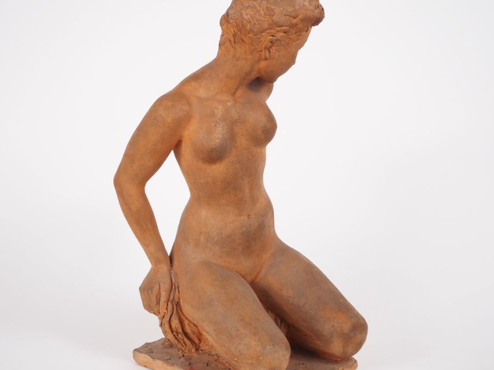 VADIM ANDROUSOV. "Jeune femme nue agenouillée". Sculpture originale en