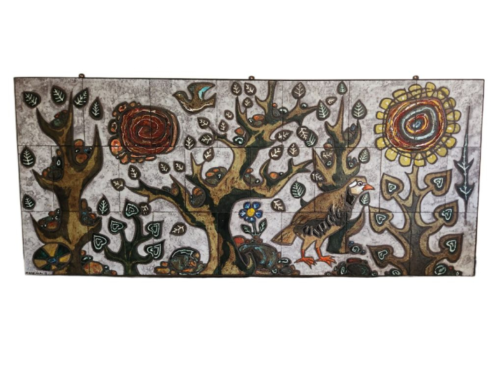 AZEMA. Spectaculaire panneau mural composé de panneaux de céramique po