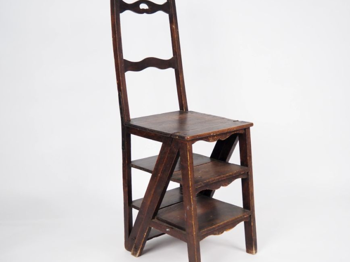 Escalier de bibliothèque fin XIXème en chêne, se pliant pour former un