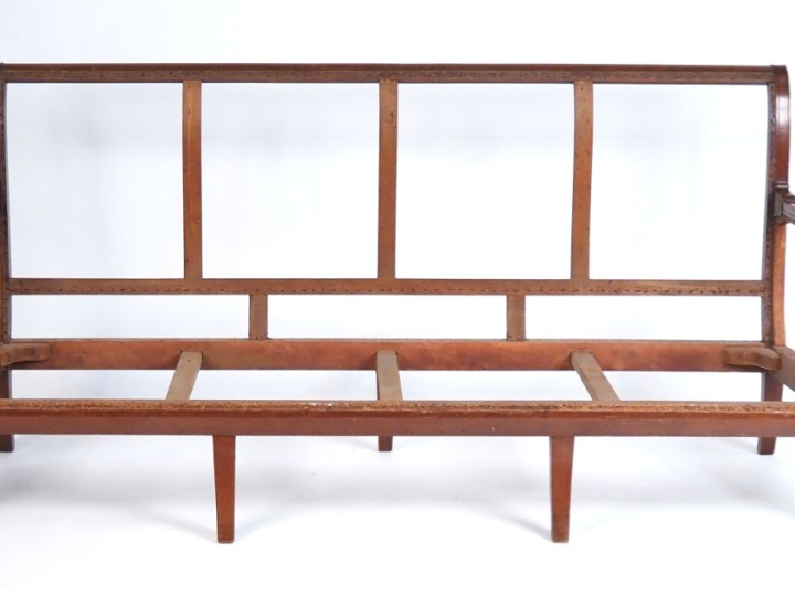 JACOB FRERES, Rue Meslé. Canapé, paire de fauteuils et paire de chaise