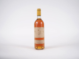 Vente aux enchères 1 BOUTEILLE CHÂTEAU D'YQUEM 1er CCS SAUTERNES - 1995 - ET 