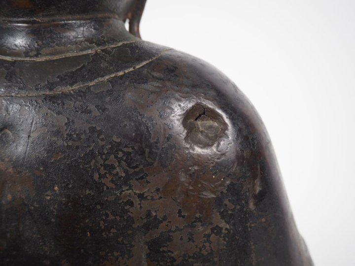 Chine, époque Ming, XVIIe siècle,  Importante statuette en bronze, de 