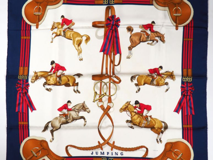 HERMES, Paris Carré de soie, modèle "Jumping". Design par Ledoux.  Sig