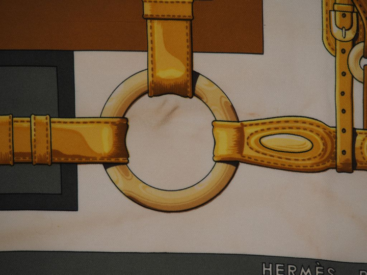 HERMES, Paris Carré de soie, modèle "Coaching". Design par J. Abadie. 
