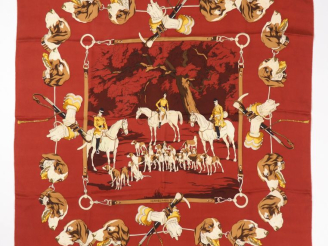 Vente aux enchères HERMES, Paris Carré de soie, à décor de chasse à courre sur fond borde