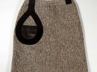 Vente aux enchères Pierre CARDIN, Paris Jupe taille haute probablement en laine et cuir d