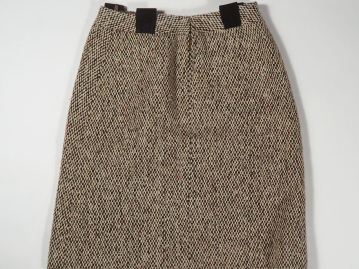 Pierre CARDIN, Paris Jupe taille haute probablement en laine et cuir d