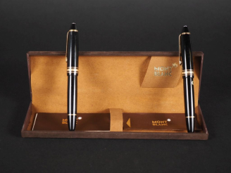 Vente aux enchères MONTBLANC, Meisterstuck n°146 Deux stylos plume en résine noir et méta