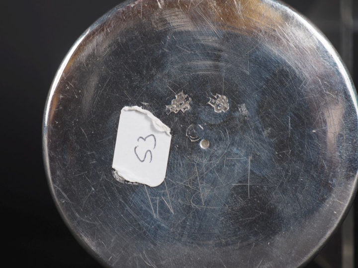 Grand gobelet en argent Paris 1789  Poids : 171 g   
