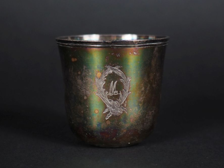 Timbale en argent XVIIIème Poids : 113 g   