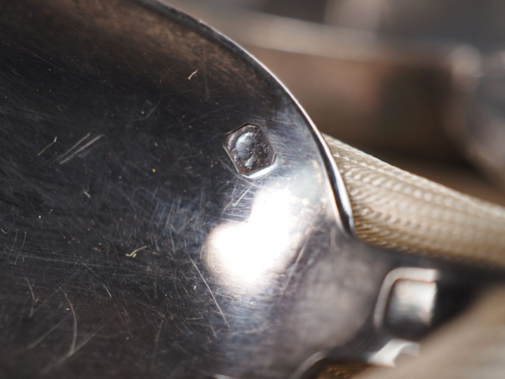 Service à jus d'orange en argent, poinçon Minerve comprenant:   une ti
