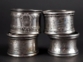 Vente aux enchères 4 ronds de serviette en argent poinçon Minerve Poids : 72 g   