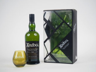 Vente aux enchères ARDBEG 10 YEARS THE ULTIMATE 70 cl - 46 % - COFFRET