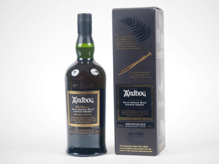 ARDBEG ARBOG THE ULTIMATE 70 cl - 52.1 % - COFFRET 