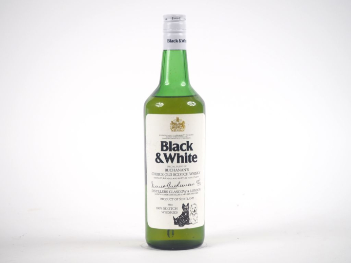 BLACK AND WHITE OLD SCOTCH WHISKY - NIVEAU BAS