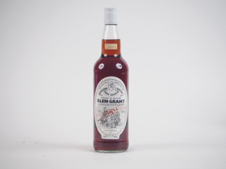 Vente aux enchères GLEN GRANT 40 YEARS GORDON   MACPHAIL DISTILLED : 1963 - BOTTLED: 2003