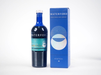 Vente aux enchères WATERFORD MICRO CUVÉE 'VOYAGES EXTRAORDINAIRES' BOTTLE #955/1000  70 c