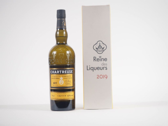 Vente aux enchères 1 BOUTEILLE CHARTREUSE "LA REINE DES LIQUEURS" - 2019 - N°0674/2019