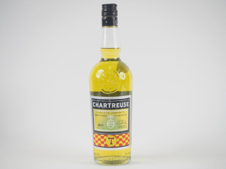 Vente aux enchères 1 BOUTEILLE CHARTREUSE JAUNE ÉPISCOPALE "LA TAU" - 2021