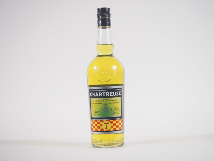 1 BOUTEILLE CHARTREUSE JAUNE EPISCOPALE LA TAU - 2023