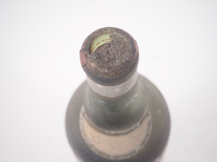 1 VIEILLE BOUTEILLE COGNAC HENNESSY - ES/BS/BOUCHON DESCENDANT/CAPS TR
