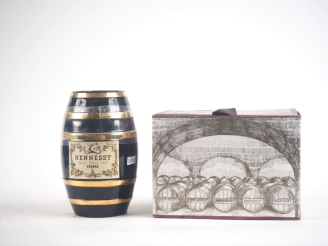 Vente aux enchères 1 FLACON (94.5 cl) COGNAC HENNESSY VSOP 'GRANDE RÉSERVE' - COFFRET  