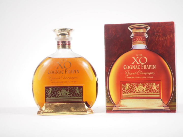 1 BOUTEILLE COGNAC GRANDE CHAMPAGNE 1er GRAND CRU DU COGNAC V.I.P XO F
