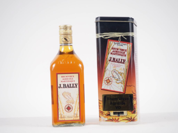 1 BOUTEILLE RHUM BALLY VO 70 cl - 42 % - COFFRET 
