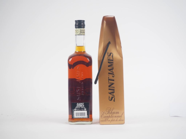 1 BOUTEILLE RHUM VIEUX SAINT JAMES 42 % - COFFRET