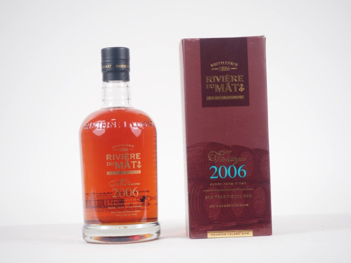 1 BOUTEILLE RHUM RIVIÈRE DU MÂT VINTAGE CUVÉE HORS D'AGE 70 cl - 43 % 