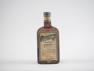 Vente aux enchères 1 VIEUX MAGNUM COINTREAU 40 % - BOUTEILLE SALE