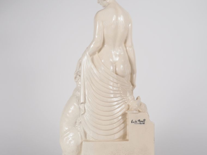 Emile ROUP. "Jeune fille à la colombe et au chien". Sculpture en céram