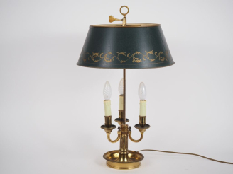 Vente aux enchères Lampe bouillotte de style Empire en bronze et laiton, abat-jour réglab