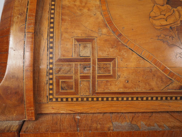 Bureau cylindre Napoléon III de style Transition Louis XV-Louis XVI en