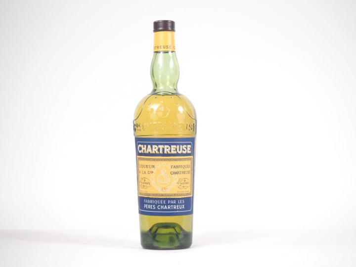 1 BOUTEILLE CHARTREUSE JAUNE 1956-1964  AVEC SON EMBALLAGE D'ORIGINE (