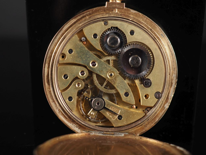 ZENITH (?) Montre de poche chronographe aveugle en or jaune 585.  Cadr