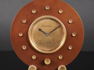 Vente aux enchères JAEGER LECOULTRE , « 2 Jours » Vers 1950 Pendulette de bureau en métal